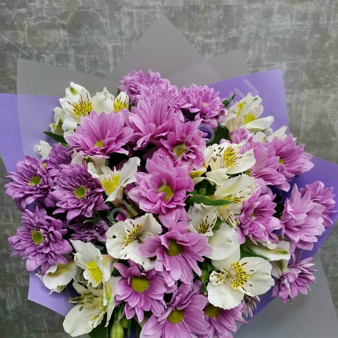 Недорогие букеты цветов на День учителя
